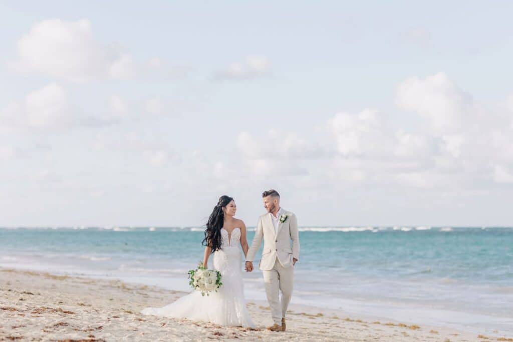 Legal requirements to get married in Mexico as a foreigner.